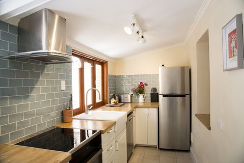Wayfarers Cottage - Mackay Tourism 5