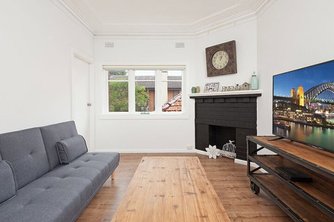 Newly Renovated Apt Close To CBD Unit 2 - Mackay Tourism 1