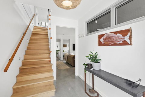 Bristlebird - Rejuvenate Stays - Mackay Tourism 1