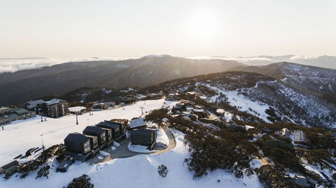 Buller Holidays Apartment Rentals - Mackay Tourism 0