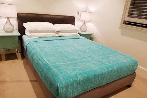 Darling Harbour Modern 2 Bedroom Terrace - Mackay Tourism 3