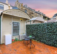 Waterview Terrace in Historic Rocks - Mackay Tourism