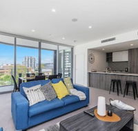 Luxury 2 Bed APT in South Brisbane  Free Parking Qsb058 - Mackay Tourism