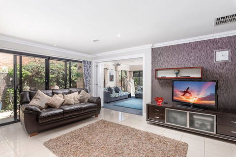Essendon North B&B - Mackay Tourism 2