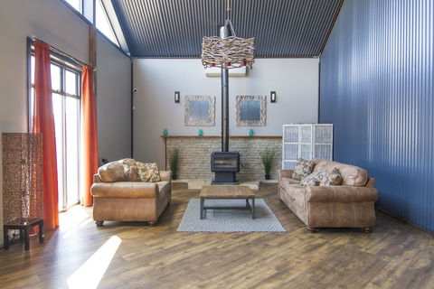 Dubbo Rhino Lodge - Mackay Tourism 5