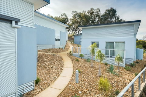 Albury Yalandra Apartment 3 - Mackay Tourism 0