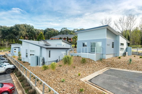 Albury Yalandra Apartment 2 - Mackay Tourism 0