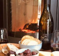 The Cottage at 3 Willows Vineyard - Mackay Tourism