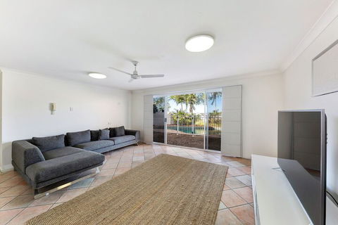 Panoramic And Ocean Views - Mackay Tourism 5