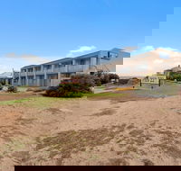 Moonta Bay Motel - Mackay Tourism