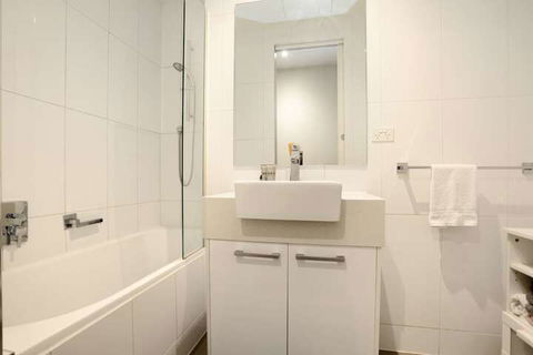 Essendon Sub Penthouse On Napier - Mackay Tourism 5