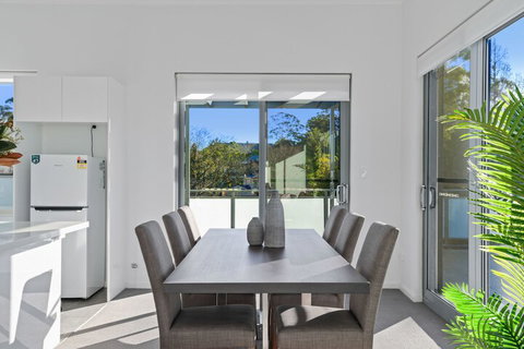 HomeHotel New & Spacious 3 Bedroom Penthouse - Mackay Tourism 4