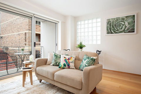 Urban Rest The Brumby - Mackay Tourism 4