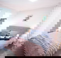 Lakeview Suites - Mackay Tourism