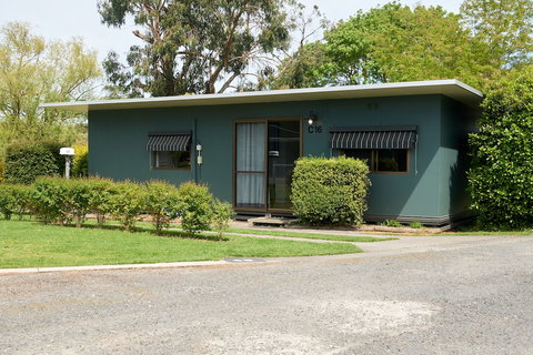 Pine Country Caravan Park - Mackay Tourism 5