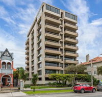 Exquisite 2 Bedroom Beach City Views - Mackay Tourism