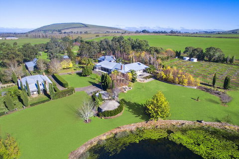 Orchards At Spring Vale Farm - Mackay Tourism 3