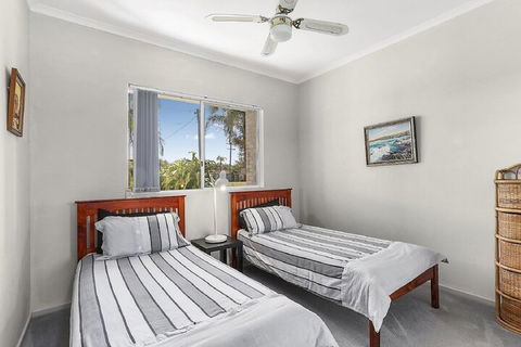 Solitaire 1 Sawtell NSW - Mackay Tourism 3