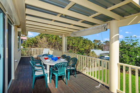 22 Broadbeach Drive - Mackay Tourism 4