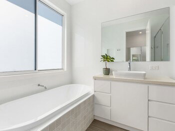 Sea Shells On Seaside - Mackay Tourism 5