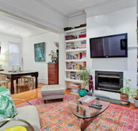 Luxury 3 Bed Terrace House Close to Sydney CBD - Mackay Tourism