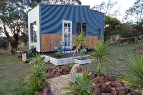 Dyl & Lils Tiny House On Wheels - Mackay Tourism 0