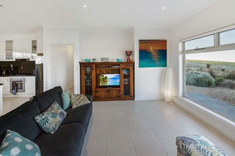 Fleurieu Coastal Retreat Lot 150 Myponga Beach Road - Mackay Tourism 6