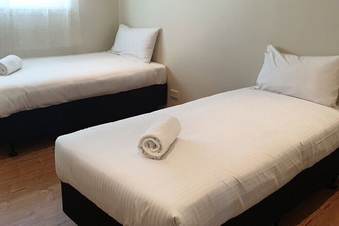 The Bay Apartment - Mackay Tourism 4