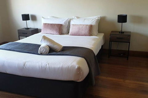 Port Life Beach House - Mackay Tourism 7