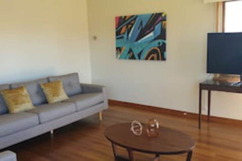 Port Life Beach House - Mackay Tourism 0