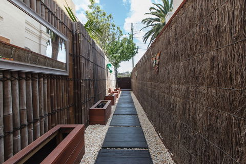 The Jetty Beach Apartment By Ready Set Host - Mackay Tourism 0