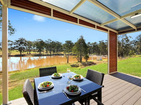 Ironbark Villa 5 - Mackay Tourism 3
