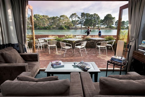 Burnie Airport Motel - Mackay Tourism 3