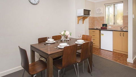 Private Apartments At The Sanctuary Resort - Mackay Tourism 2