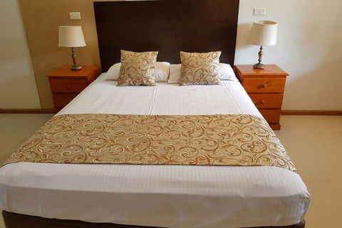 Woolgoolga Motor Inn - Mackay Tourism 4