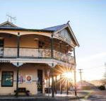 Royal Hotel Mandurama - Mackay Tourism