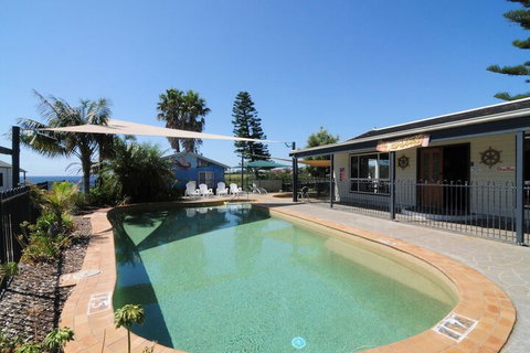 Surf Beach Holiday Park - Mackay Tourism 1