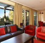 Villa Executive 2br Cypress Resort Condo located within Cypress Lakes Resort nothing is more central - Mackay Tourism