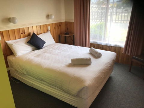 Kellraine Holiday Units - Mackay Tourism 5