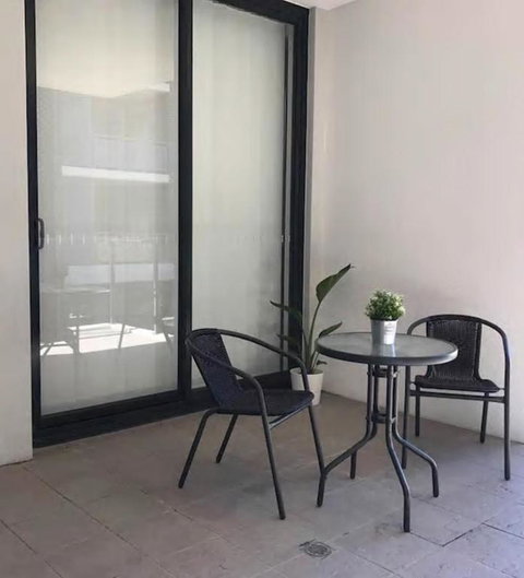 Shine Apartment - Mackay Tourism 5