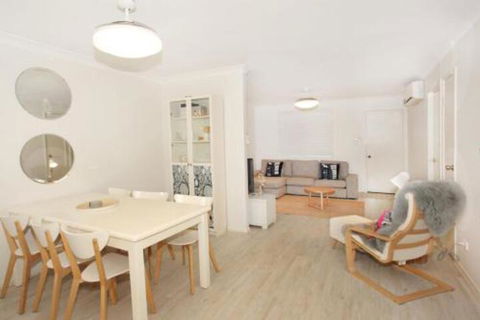 Unit 1 / 14 Tamarindus Street Marcoola Beach Pet Friendly 300 BOND Linen Supplied - Mackay Tourism 2