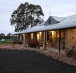BellbirdHill Bed  Breakfast - Mackay Tourism