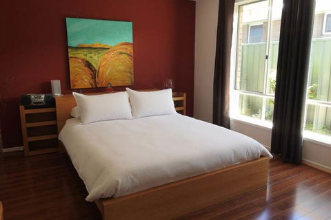 Sanctuary In The Valley - Mackay Tourism 6