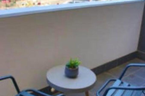 Liverpool New Apt 2BR & 2Bath - Mackay Tourism 7