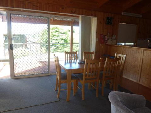 Bridport Villa - Mackay Tourism 6