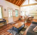 Alpine Arnica Cottage 1 - Mackay Tourism