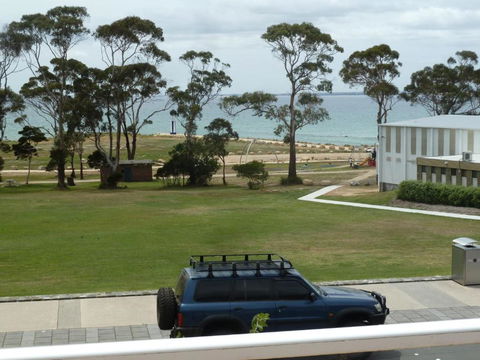 Central Luxury With Fabulous Views - Mackay Tourism 6