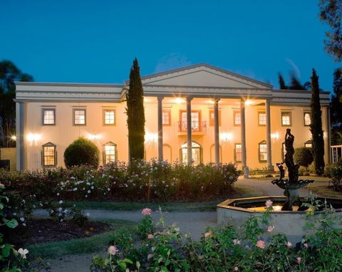 The Residence At Barossa Chateau - Mackay Tourism 0
