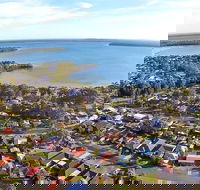 Paradise Bungalow Waterfront - Mackay Tourism