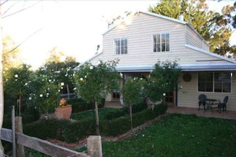 Blerick Country Retreat - Mackay Tourism 0